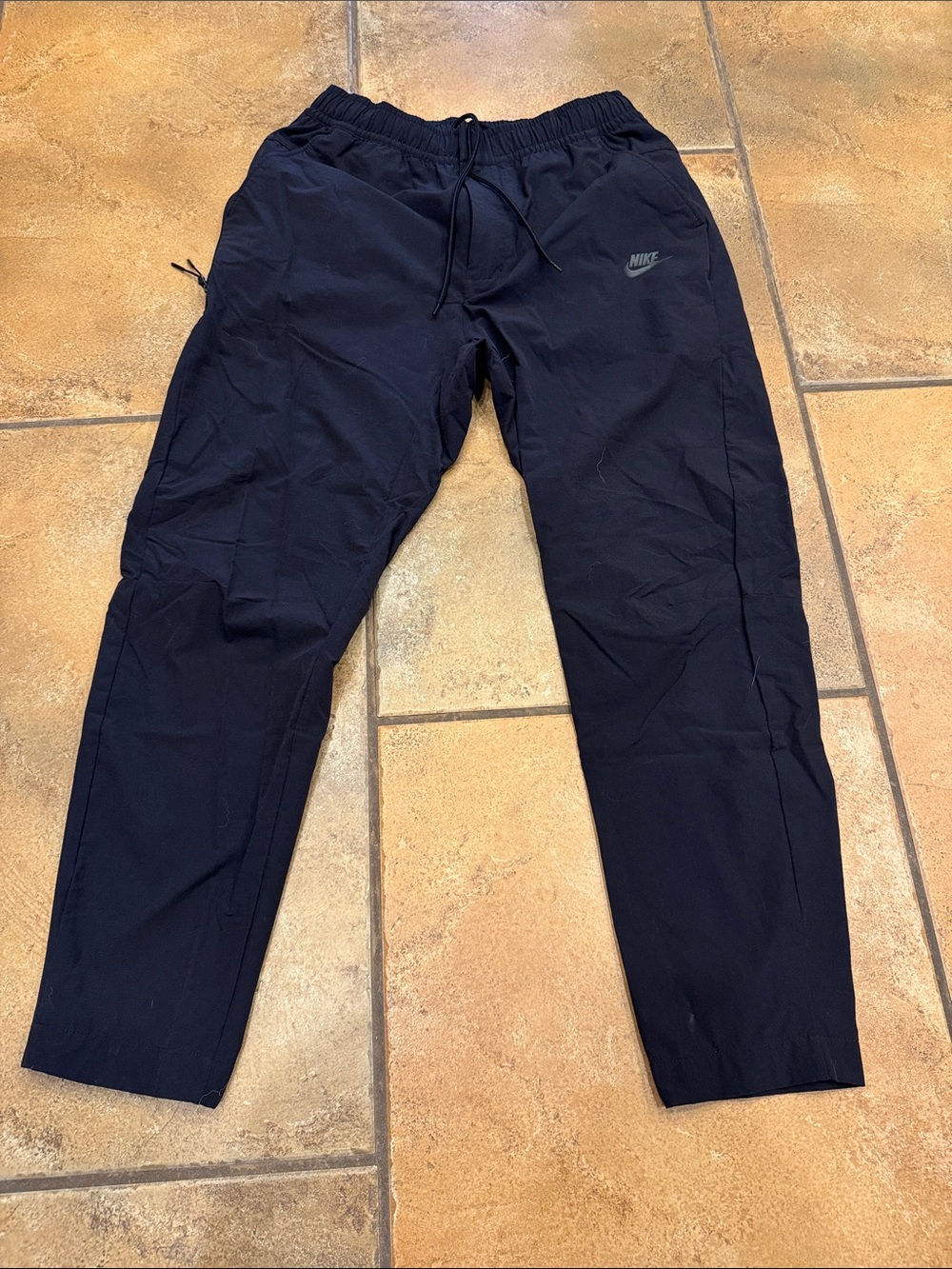 Nike Men's Black Performance Jogger Pants
